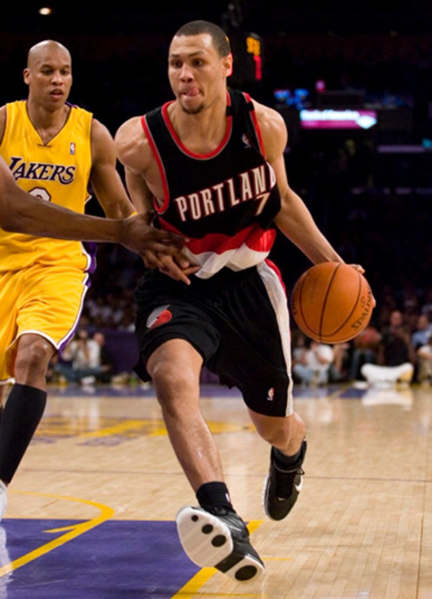 多年轻球员 多年轻球员