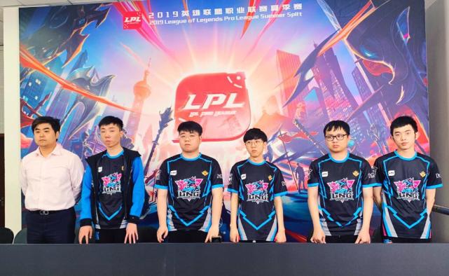 他需要时间 他需要时间