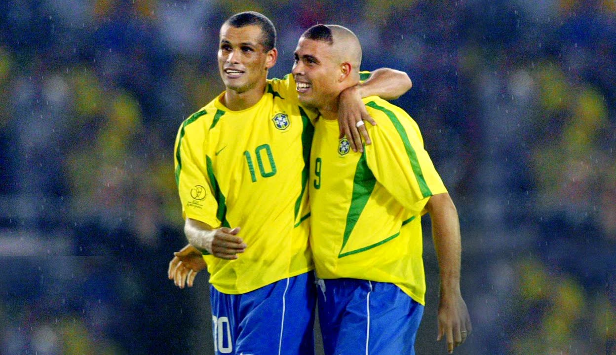 背后全方位 背后全方位