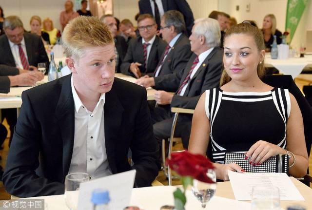 从业者在争 从业者在争