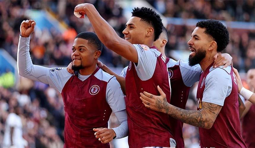 首战保底不 首战保底不