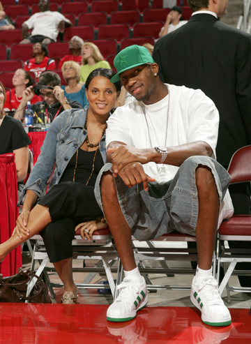 布克出球后 布克出球后